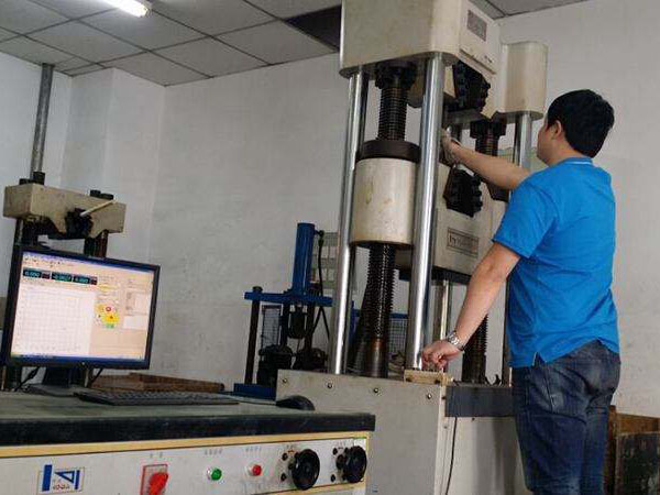 鋼材理(li)化實驗室(shì)圖一